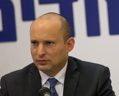 בנט: "מצפה מערוץ 10 לנקוט בצעדים"
