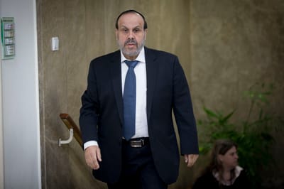 דרמה בש"ס: אזולאי מתפטר מהכנסת; בנו ייכנס במקומו
