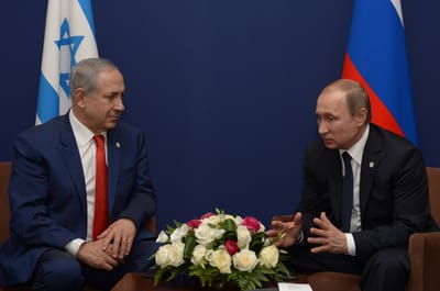 מתקפה חריפה: "אובמה גנב; פוטין שונא ישראל"