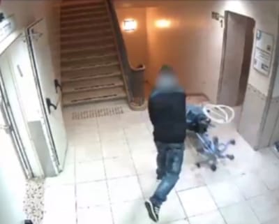 קיבל בשורה רעה בביה"ח והרס מכשיר יקר; צפו