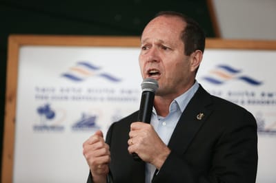 ברקת מאיים: נפטר אלפי עובדים ונסגור מאות כיתות