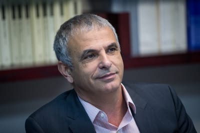 לראשונה בקולו: כחלון מגיב לאולטימטום של נתניהו