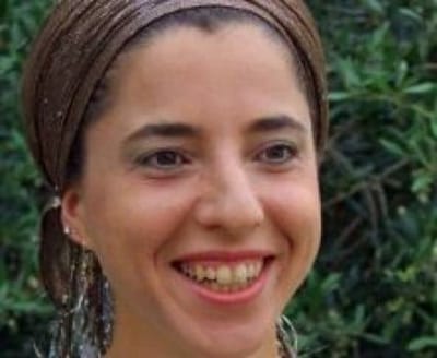 תחת כנפי דפנה / ראיון עם יפעת ארליך