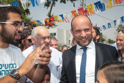 בלי מתחרים: בנט ניצח בענק את הבחירות