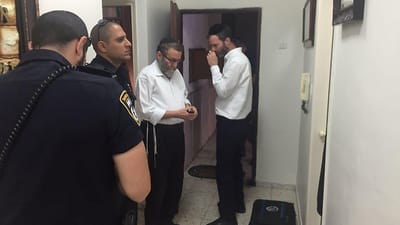 הדלת הושחתה, גפני לא הצליח לצאת מהבית