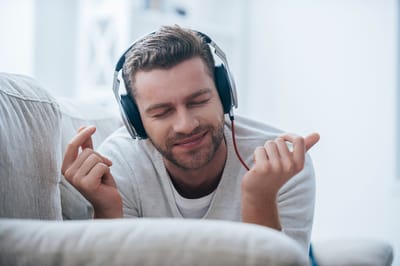 שומעים את אותו שיר בלופ? אתם עלולים להיתבע על זה