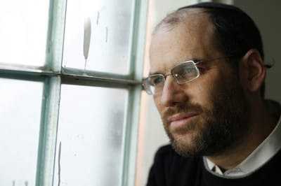 מזל טוב! אהרן רזאל גייס בהצלחה את אלבומו החדש