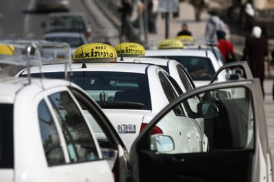 הסוף למונופול: בוטל המכרז להפעלת מוניות בנתב"ג