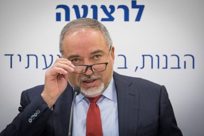 התנהלות הבית היהודי- כמו של מפלגת התחייה ב-92'