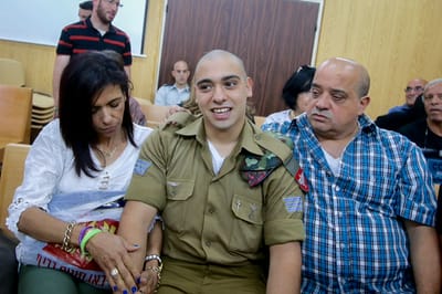 אלאור אזריה התמוטט ופונה לבית החולים