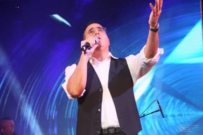צפו: שוואקי במופע מיוחד לרפואת חולי הקורונה