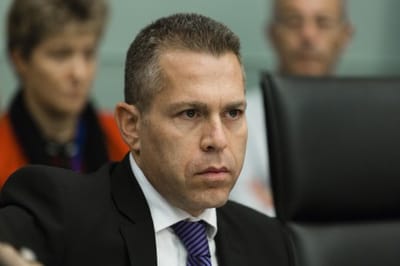 אחרי הבקורת: הדוברת תוקפת את גלעד ארדן
