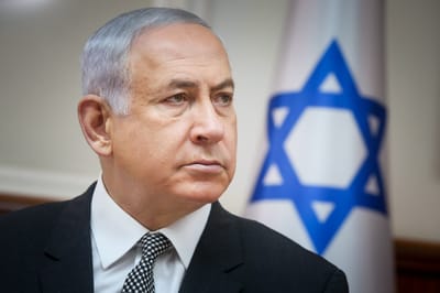 נתניהו משתמש בתקשורת כדי להישאר בשלטון