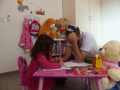 ניתוח להסרת בלוטת התריס הציל ילדה בת 3 בהדסה