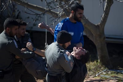 כתב אישום נגד 3 צעירים שהתנגדו לפינוי עמונה