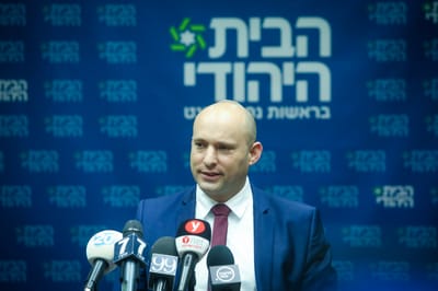 בנט מגבה את נתניהו, וקורא לו לקדם "חוקים חשובים"
