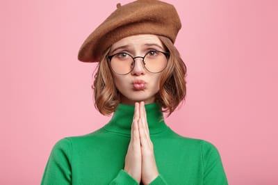 שו"ת: הייתי דתיית רצף, חובה לספר על זה בדייט?