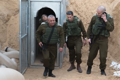 הרמטכ"ל במנהרת הטרור שנחשפה ברצועה. צפו