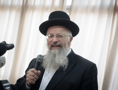 "מי שהולך להפגנה של יועז הנדל הוא טיפש"
