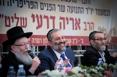 סערת חוק המרכולים: החרדים מתקפלים