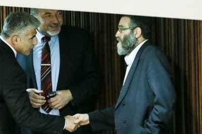 המסקנה של ליברמן: לפיד כרת ברית עם גפני