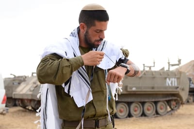 הפקרות: בדואים גנבו ארגז תפילין מלוחמי גבעתי