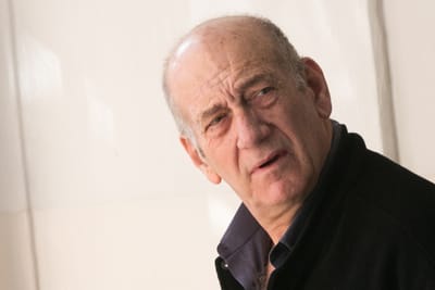 פרקליט המדינה סוגר את תיק החקירה נגד אולמרט