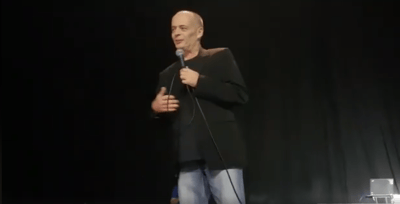 צפו: הכרת התודה המרגשת של הזמר אדם לרופאיו