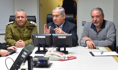 השמאל הפציץ בסוריה, הימין התקפל במגנומטרים