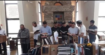 מבית החולים: הרב רונצקי בברכה אחרונה לתלמידים