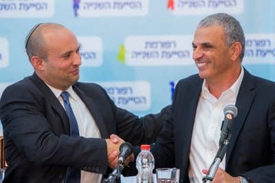 נתניהו מקדם 'מודל בריטי' נגד בג"צ; כחלון מתנגד