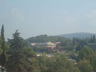 בית ספר מפגיש תלמידים עם פליטה אריתראית