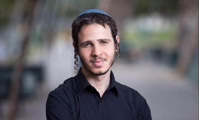 שרקי: "שומע עומר אדם, לא רואה טלוויזיה" האזינו