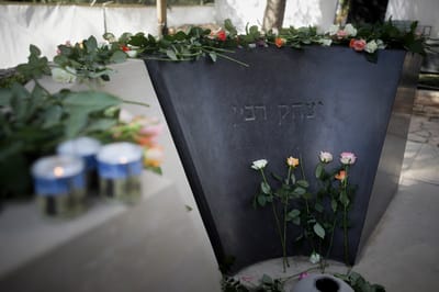 בני"שים סירבו לבקר בקבר רבין ונמלטו מהבסיס
