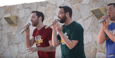 צפו: להקת 'כיפה לייב' בביצוע רדיואקטיבי