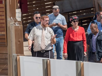 המשטרה ממליצה: להגביר את עליית הח"כים להר הבית