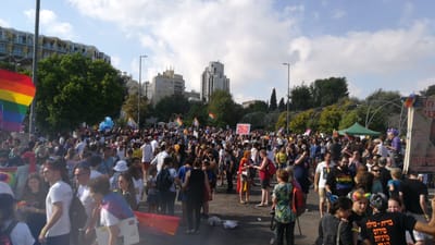 מצעד הגאווה בירושלים: נפגעים בעימות עם שוטרים