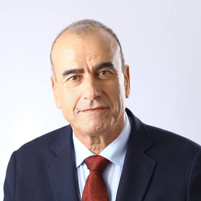 האלוף הודיע לגבאי: "פורש ממפלגת העבודה"