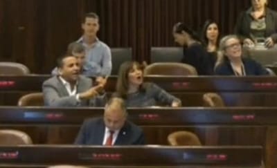 צפו: בנט מוציא מהכלים את חברי הכנסת מהשמאל