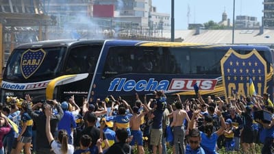 מהומה בארגנטינה: אוהדים התפרעו ומשחק הגמר נדחה