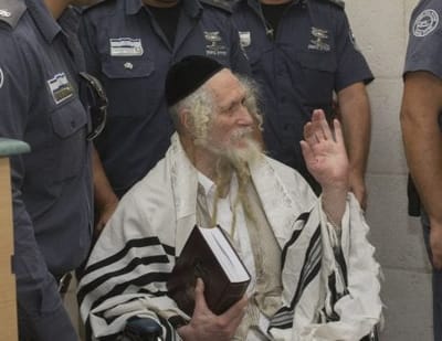האזינו להקלטה:"אם לוקחים סמים להביא לרב ברלנד"