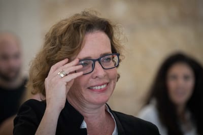 רה"מ: על קליש לבטל את מינוי הסגן תומך חיזבאללה