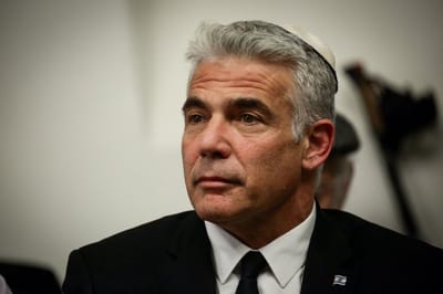 יאיר לפיד מודה: "הציוץ שלי היה אידיוטי"