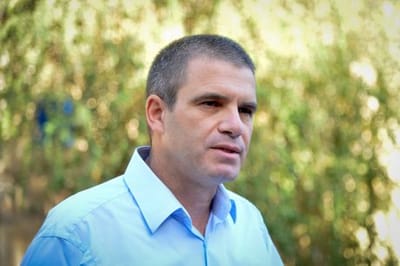 גל הירש שובר שתיקה: "אי אפשר לחיות ככה"