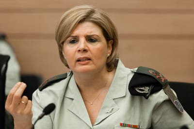 האלופה הראשונה בצה"ל מצטרפת לפוליטיקה