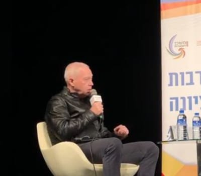 גלנט: "אלפי קצינים יודעים למה בני גנץ שותק"