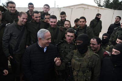 נתניהו מבהיר: "נעצים את המתקפות בסוריה אם צריך"