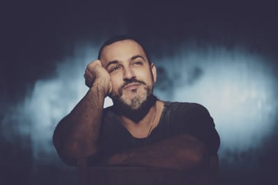 "זו שליחות": קובי אפללו בשיר מרגש לאשתו