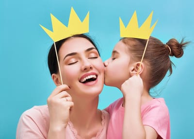 האם הפמיניזם בא על חשבון הילדים?