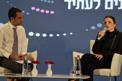 שקד על גנץ: "תפקיד רה"מ זה לא שעשוע"